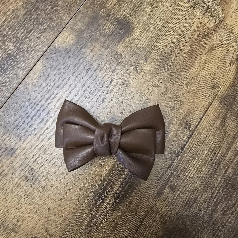 Brown Faux Leather Medium Size Bow Hair Clip